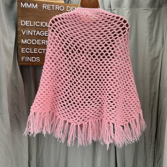 Handmade Pale Pink Open Knit Fringed Boho Shawl Scarf Open Poncho Western Wrap - Picture 4 of 11